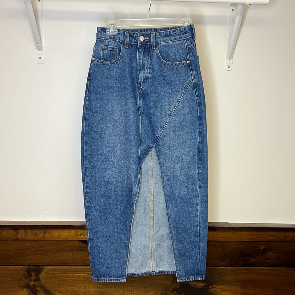 Amazon Denim Maxi Skirt W/ Front Slit- Small